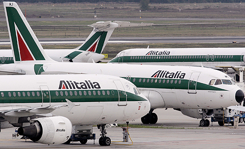 Per Alitalia tutto rinviato a dopo le elezioni