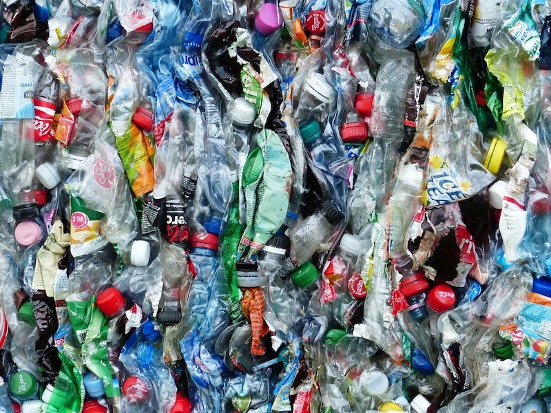 Estrusori per la plastica: tutto quello che c’è da sapere e perché installarli in azienda