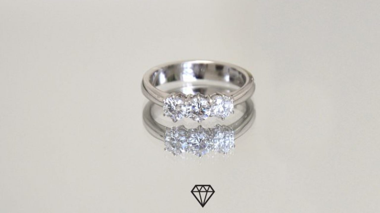 vendita di anelli di diamanti